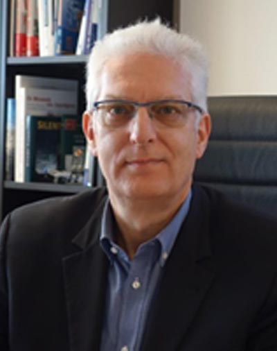  Dr. Nicholas Yannoulakis 